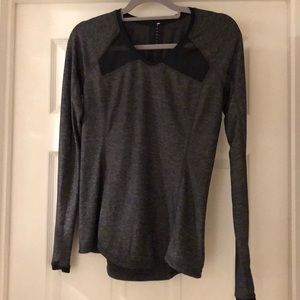 Lululemon long sleeve running v-neck shirt